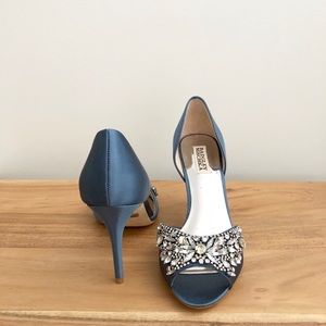 NWT Badgley Mischka Stormy Blue D’Orsay Pumps